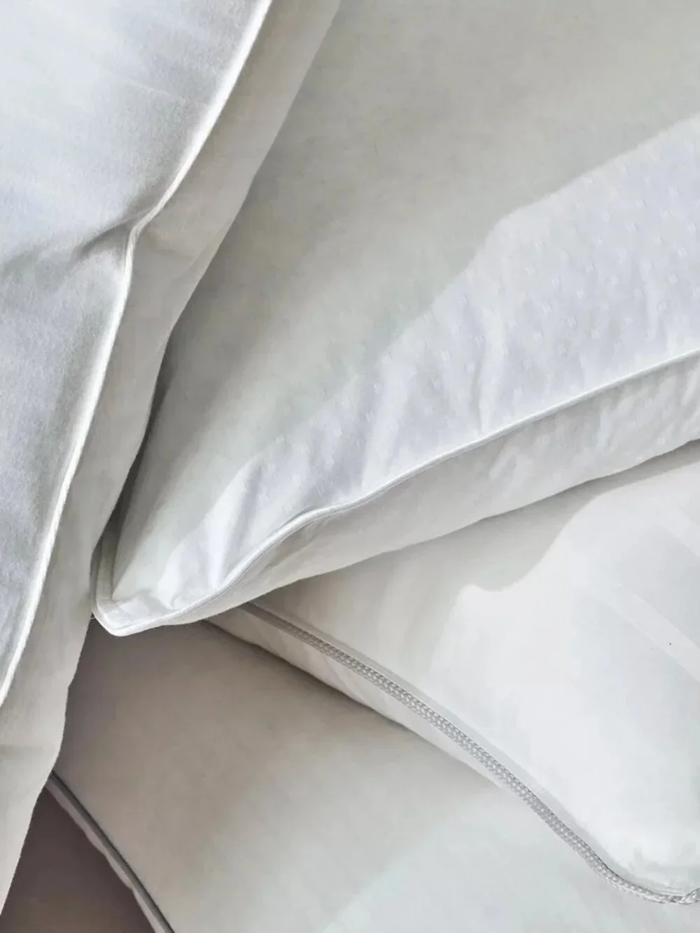 Hudson Park Collection My Primaloft Standard Firm Down Alternative Pillow - NWT